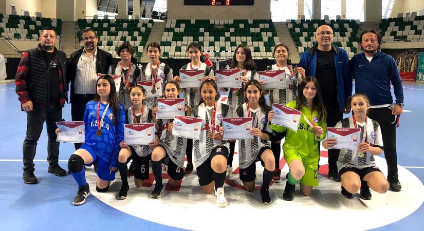 Yıldızlar Futsal Yıldızlar grup müsabakaları yapıldı