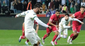 Giresunspor Antalyaspor’u yendi ama yetmedi: 2-0