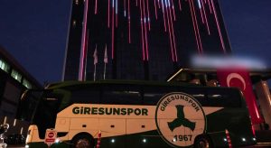 Şanlıurfa’ya yakışmadı: Giresunspor otobüsü taşlandı