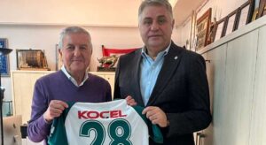 Sarıalemdaroğlu’ndan 500 bin TL’lik bağış