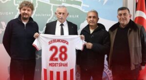 Gülyalı Belediye Başkanı’na destek teşekkürü