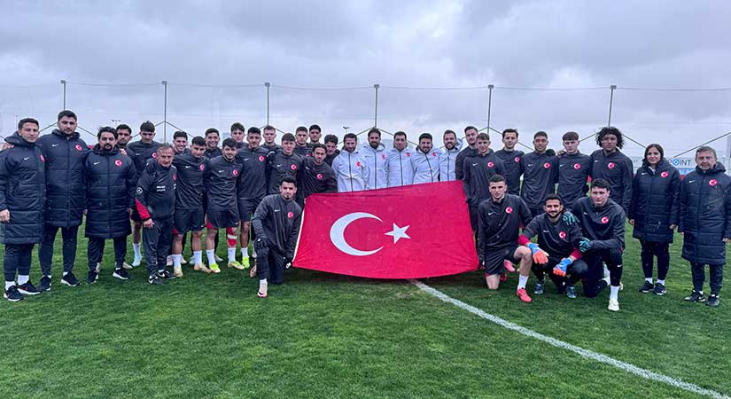 Milli takımlardan Çanakkale Zaferi’ne anlamlı anma