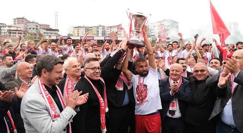 Bulancak’ta tarihi şampiyonluk coşkusu