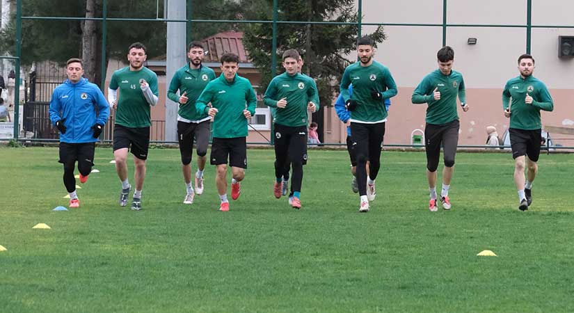 Giresunspor’da geleceğin temelleri atılıyor