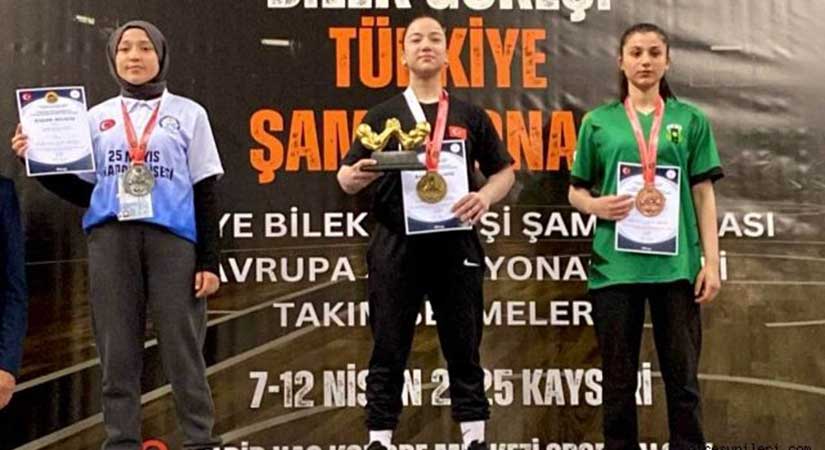 Giresunlu Deva Dübüş Türkiye Şampiyonu oldu