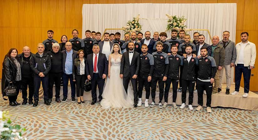 Bulancaksporlu Sinan nikah masasında
