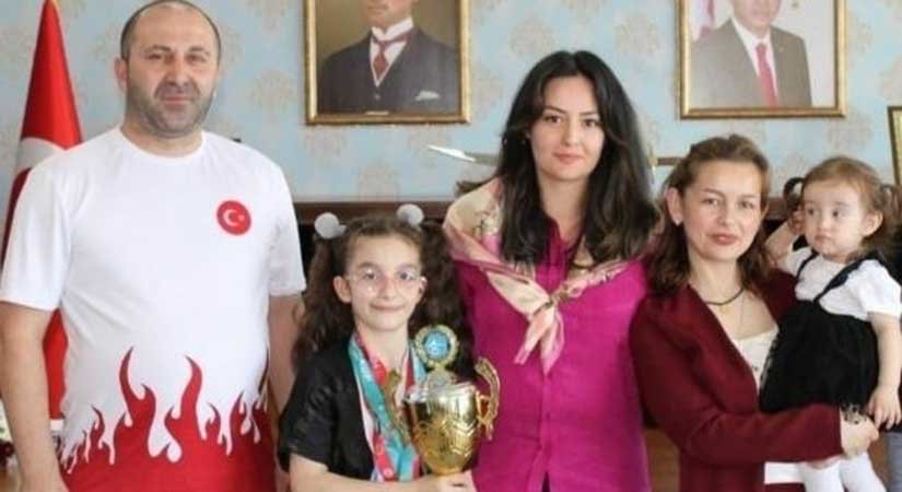 Turkish Open Kick Boks Şampiyonası’na damga vurdu