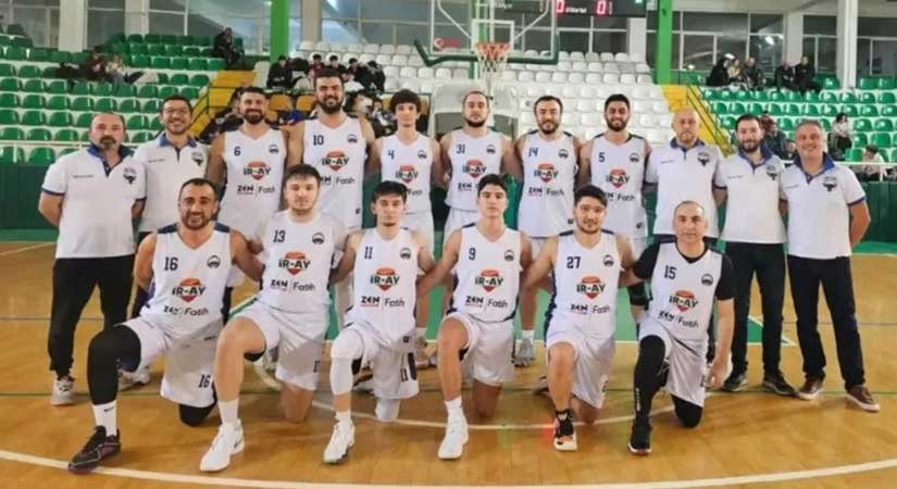 Kerasusspor tur için parkeden zafer arıyor