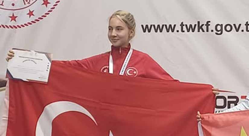 Göreleli Elif Naz’dan Wushu Kung Fu Şampiyonası’nda büyük başarı