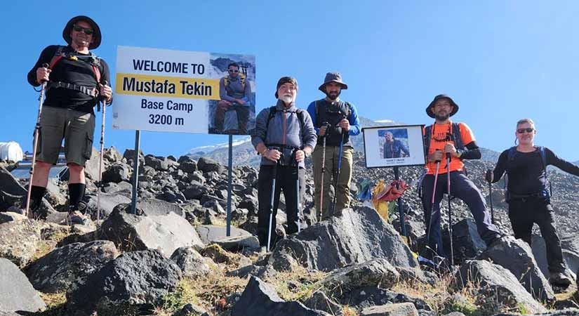 Atak ekibi Ağrı Dağı’nda mesaj verdi