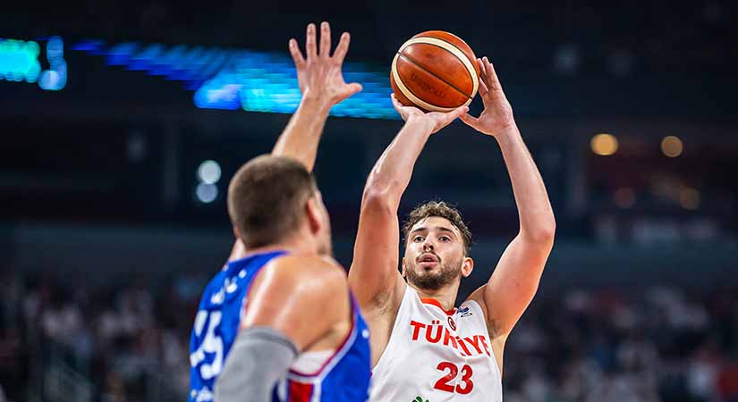 Alperenli Milli Takım Sırbistan’ı devirerek 5’te 5 yaptı