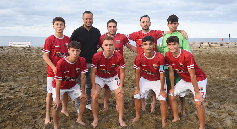 Süleyman Özyazıcı anısına plaj futbolu turnuvası tamamlandı