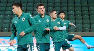 Gençler mücadele ediyor, yönetim çözüm arıyor