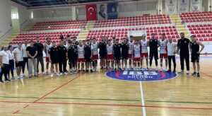 Kerasusspor parkelerde destek bekliyor!