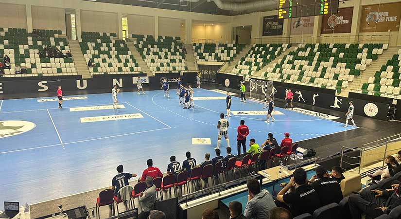 Akhisar Belediye Giresun’da dize geldi