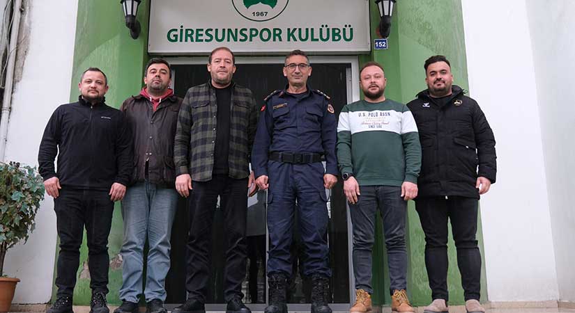 Jandarmadan Giresunspor’a moral desteği