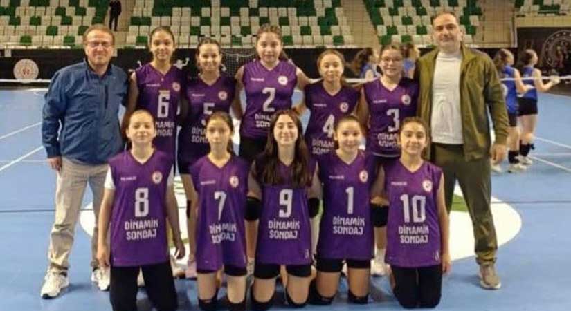 Atatürk Ortaokulu Bölge Şampiyonu Oldu