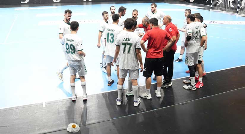 Giresunspor Hentbol evinde puan kaybetti