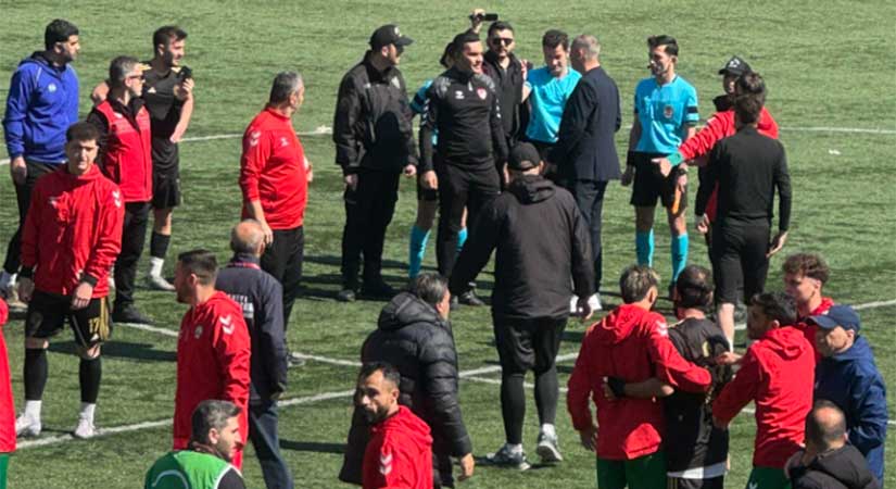 Batlamaspor Evinde Kritik Maçta Yıkıldı