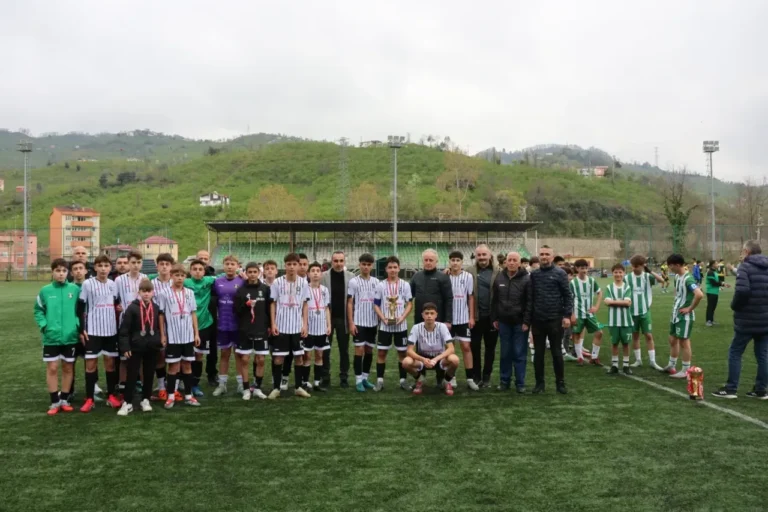 U15 Ligi’nde Şampiyon Görelespor