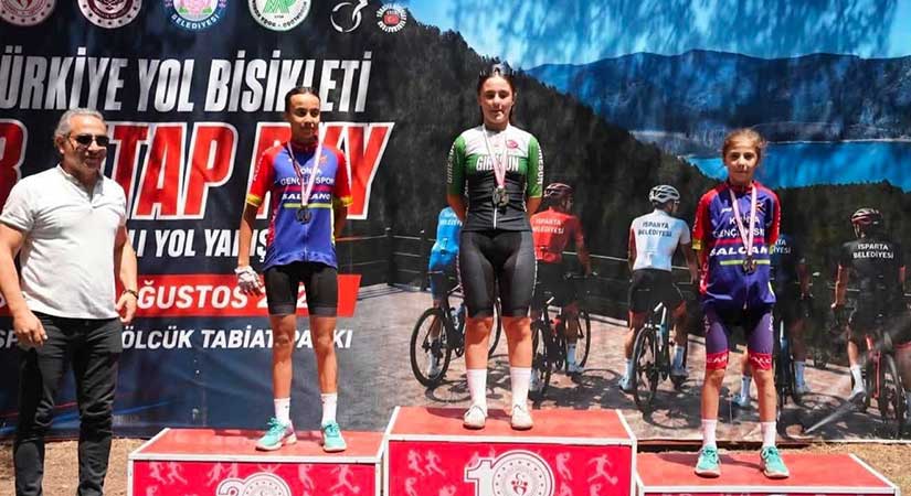 Ata Bisiklet Türkiye Kupası’na damga vurdu