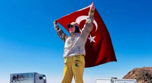 GİDOSK sporcusu Aynur Öksüz, Hasan Dağı’nın zirvesine ulaştı