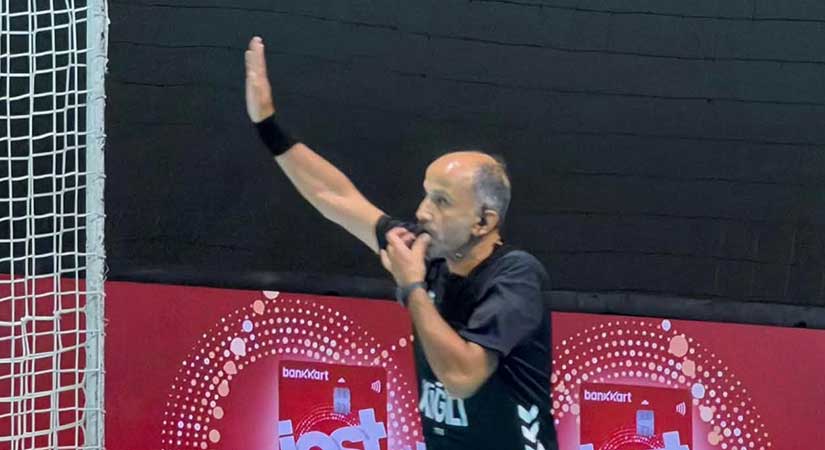 Mesut Erdoğan Cumhurbaşkanlığı Kupası yarı finalini yönetti